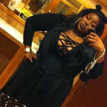, 25  female escort, San Jose