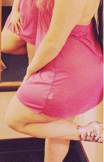 , 25  female escort, San Jose