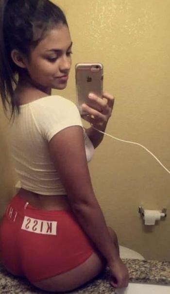 , 22  female escort, San Jose