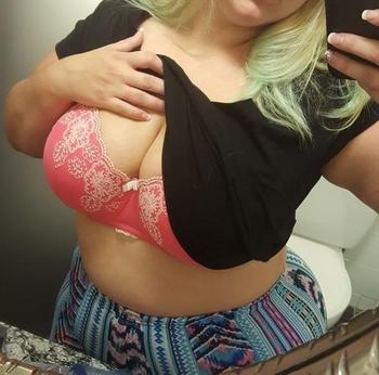 , 23  female escort, San Jose