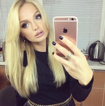 , 23  female escort, San Jose