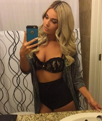 , 19  female escort, San Jose