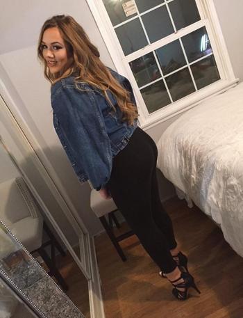 , 25  female escort, San Jose