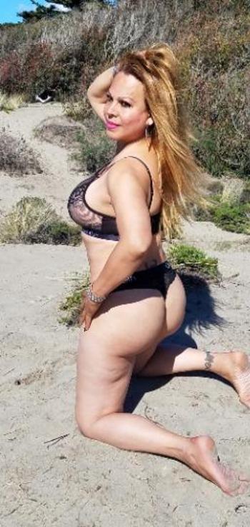 DINORAH  BOTTOM, 31  female escort, San Jose