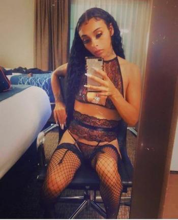 Karla, 26  female escort, San Jose