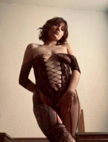 Rose, 25  female escort, San Jose